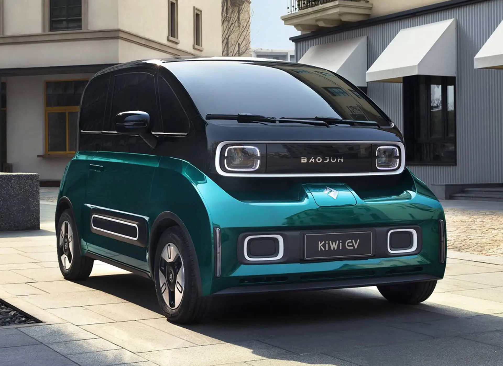 0013 2022 Baojun KiWi EV China Colors Exterior 011 Emerald color